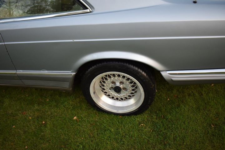 498941-20 Mercedes Benz 500 SEC V8, C126 Coupe -84