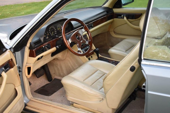 498941-27 Mercedes Benz 500 SEC V8, C126 Coupe -84