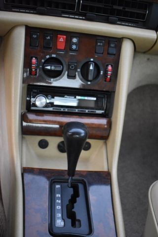 498941-29 Mercedes Benz 500 SEC V8, C126 Coupe -84