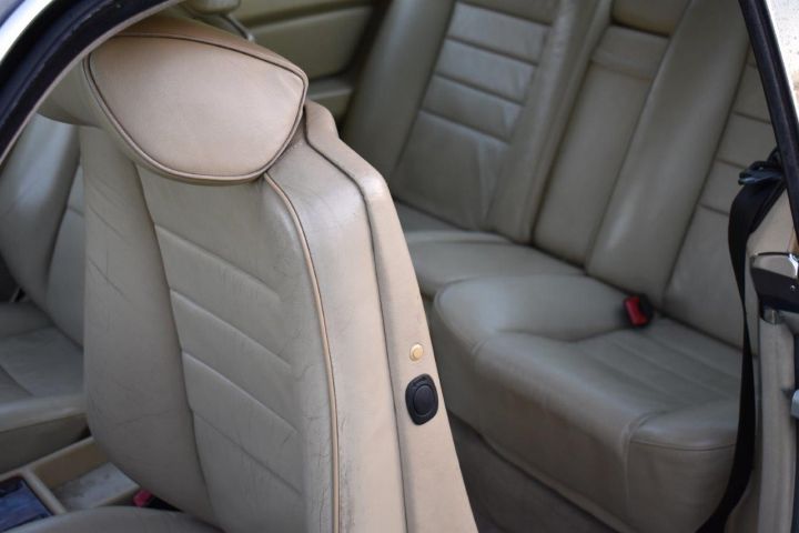 498941-32 Mercedes Benz 500 SEC V8, C126 Coupe -84