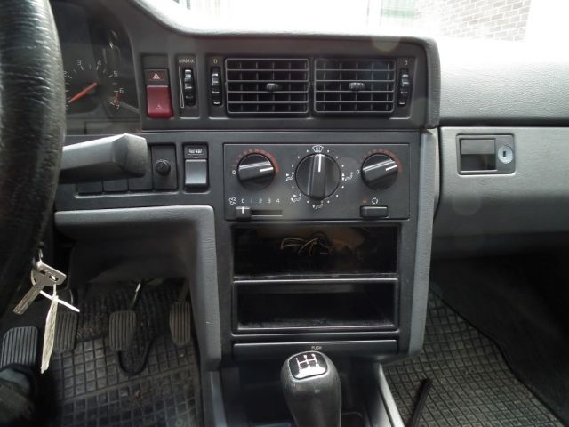 509176-10 Volvo 850 GLT - 92