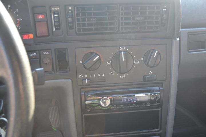 509177-10 Volvo 850 GLE - 93