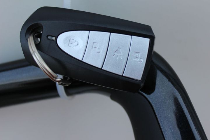 509648-6 Robin M1 "Segway"