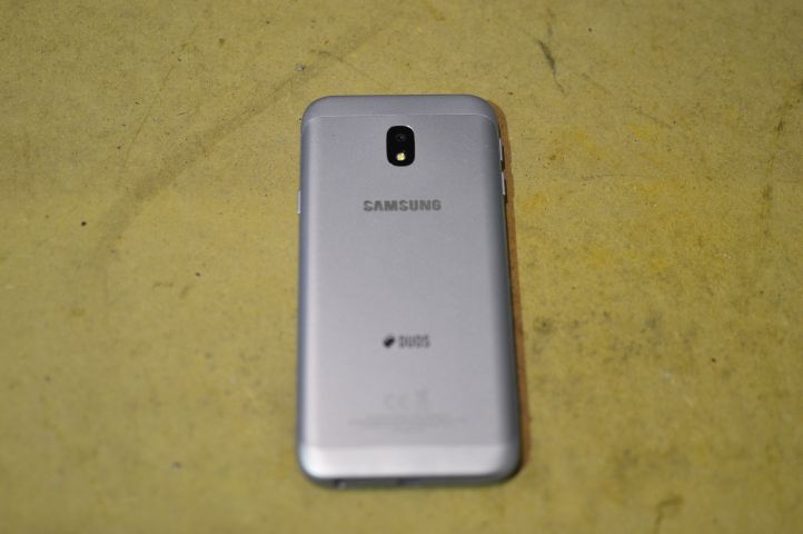 509757-3 Samsung Galaxy J3 SM-J330F/D5