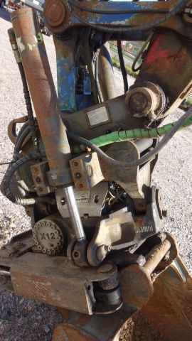 509840-31 Track excavator with tiltrotator Sunward swe 85