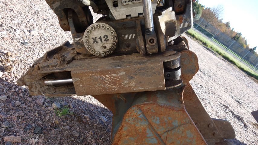 509840-34 Track excavator with tiltrotator Sunward swe 85