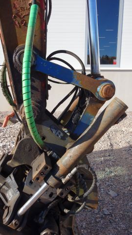509840-38 Track excavator with tiltrotator Sunward swe 85