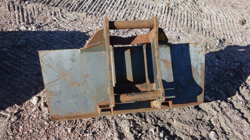 509840-50 Track excavator with tiltrotator Sunward swe 85