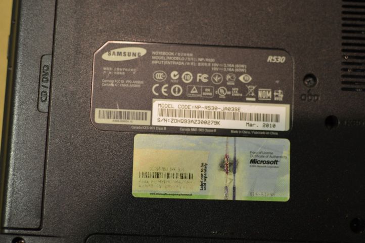 510237-6 Samsung Notebook NP-R530 laptop