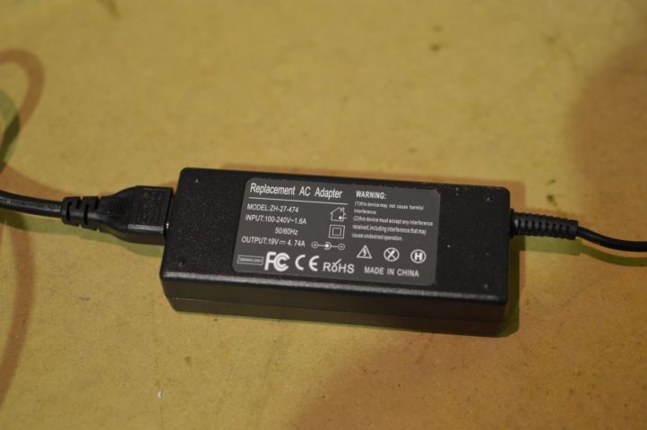 510237-7 Samsung Notebook NP-R530 laptop