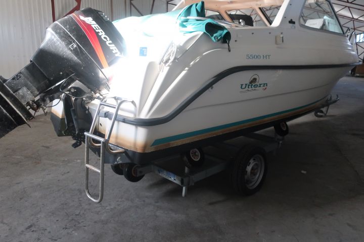 469584-4 Uttern 5500 HT -2001