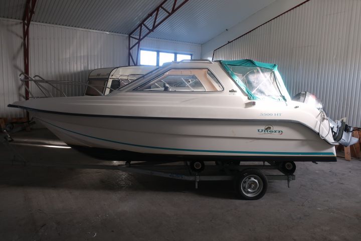 469584-2 Uttern 5500 HT -2001