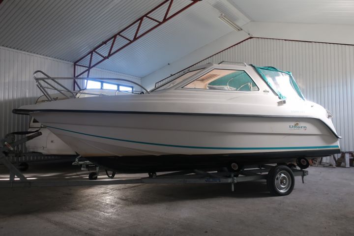 469584-9 Uttern 5500 HT -2001