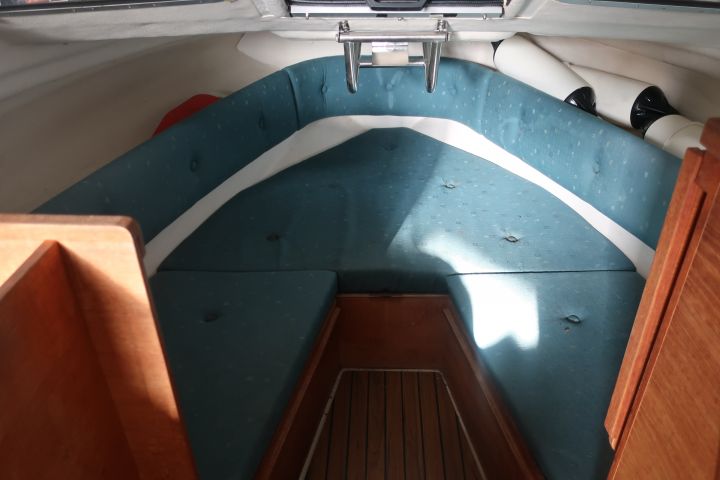 469584-13 Uttern 5500 HT -2001