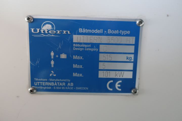 469584-23 Uttern 5500 HT -2001