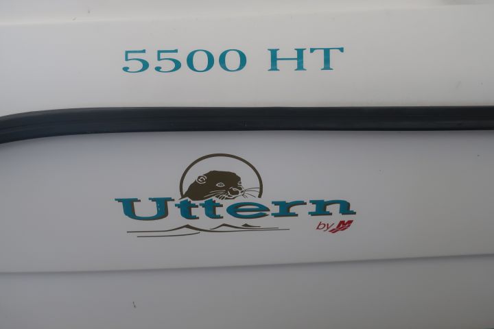469584-28 Uttern 5500 HT -2001