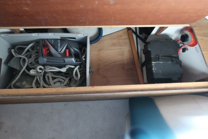 469584-31 Uttern 5500 HT -2001