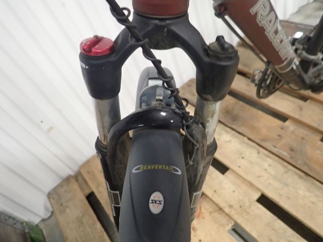 468199-10 MTB bike Raleigh 400 sport