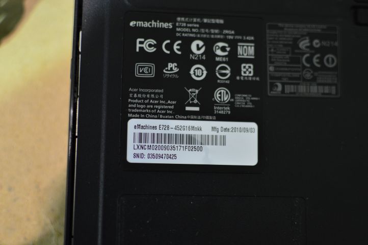 511069-9 Acer EMachines E728 ZRGA laptop