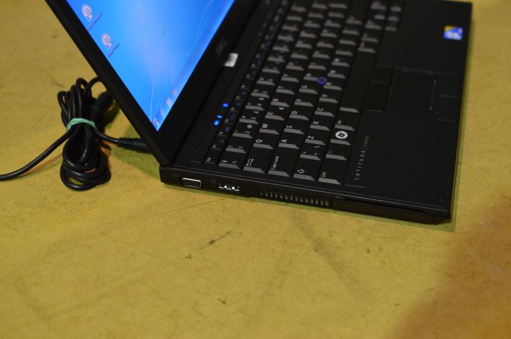 511071-5 Dell Latitude E4300 laptop