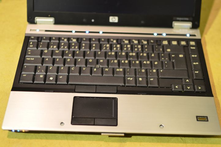 511074-2 HP Compaq Elitebook 6930p laptop
