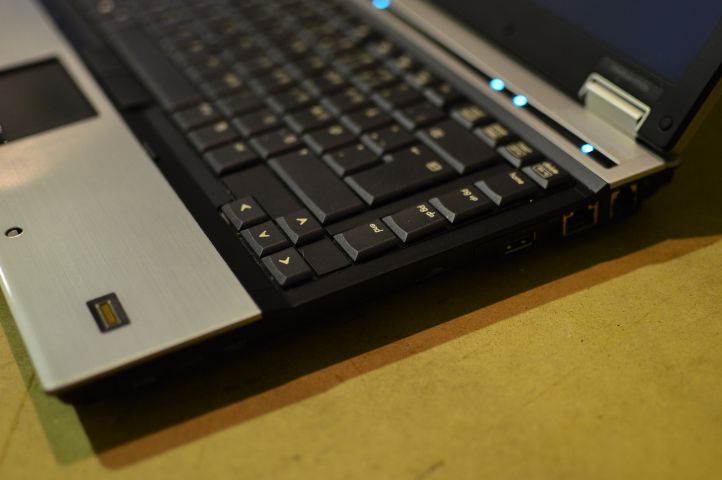 511074-4 HP Compaq Elitebook 6930p laptop