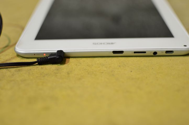 511078-3 Archos 97b Platinum HD tablet