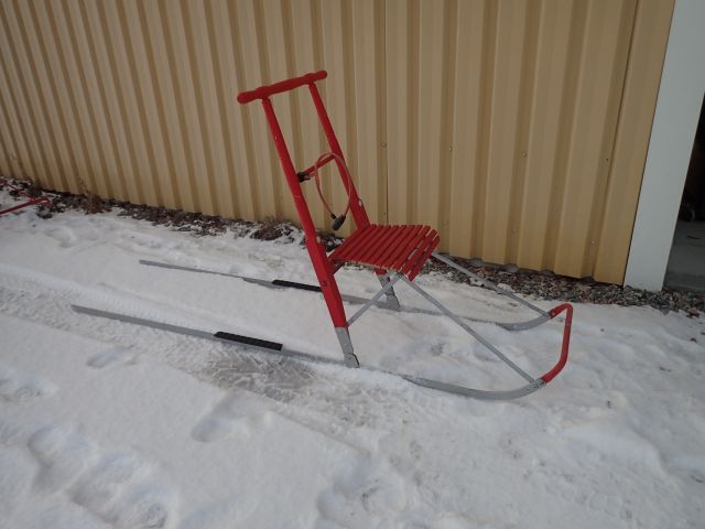 398001-1 ESLA Spark Attack