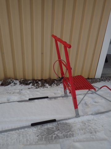 398001-2 ESLA Spark Attack