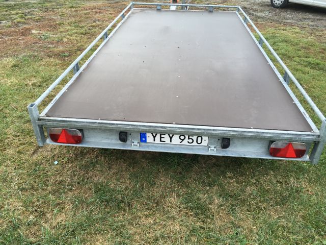 512162-4 Eduard multi-transport trailer 2700 kg 2017