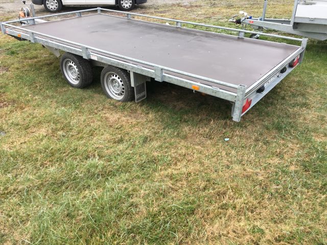 512162-5 Eduard multi-transport trailer 2700 kg 2017