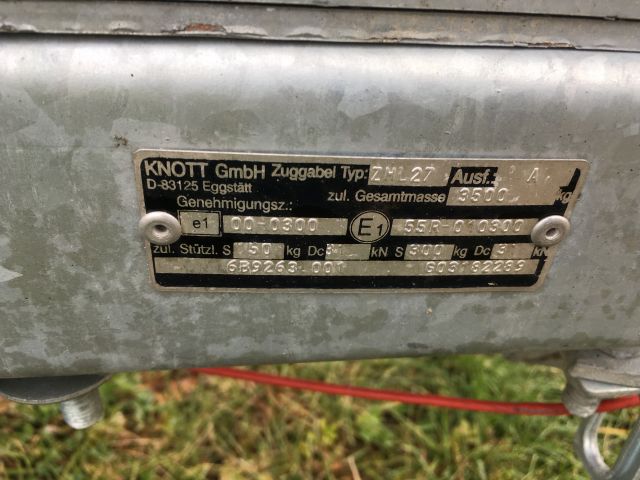 512162-8 Eduard multi-transport trailer 2700 kg 2017