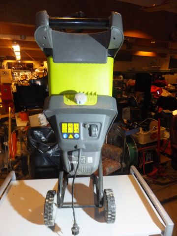 451126-3 Ryobi kompostkvarn RSH 2400R