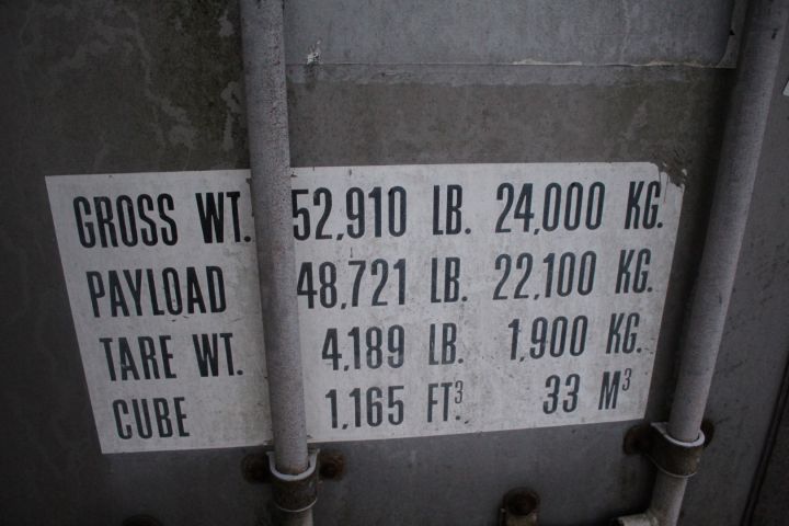 511747-8 20 foot aluminum container