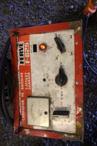 488076-3 Battery Charger, Ferve Ferve, F-825