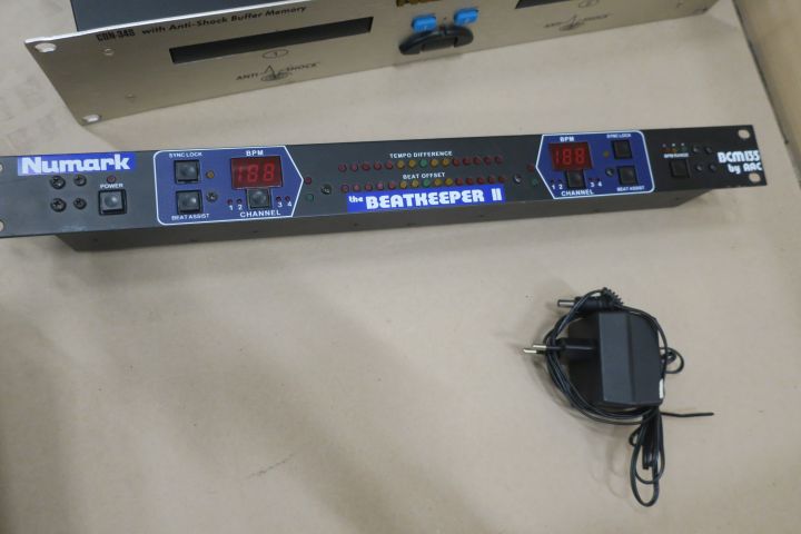 514591-3 DJ equipment