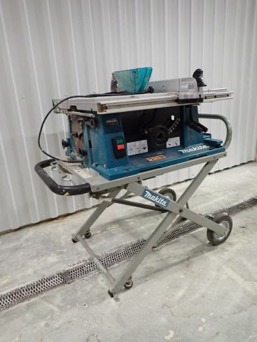 506702-1 MAKITA 2704 Table saw and table