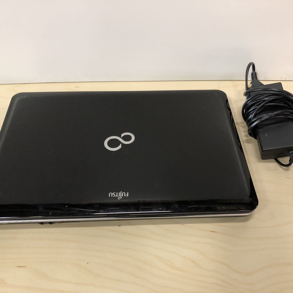 Laptop - Fujitsu Lifebook A531 | PS Auction
