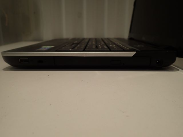 399649-5 Fujitsu Lifebook AH531