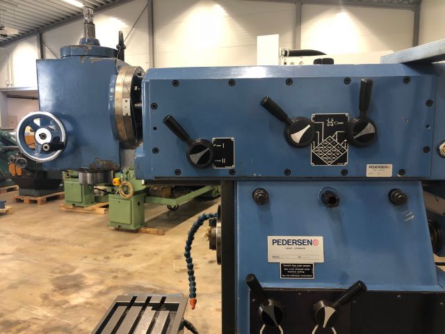 457650-15 Milling machine Pedersen VPU 900