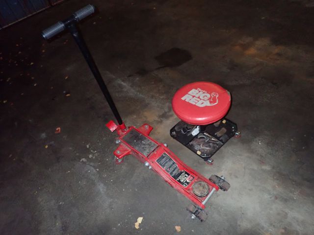 398140-8 Big red verkstadsdomkraft samt mekpall