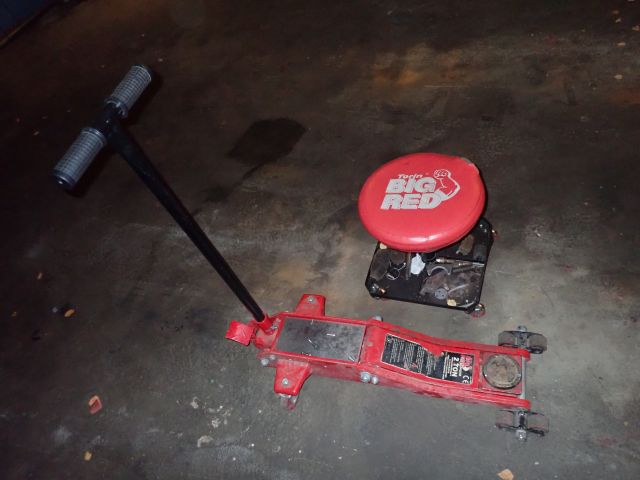 398140-9 Big red verkstadsdomkraft samt mekpall