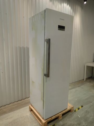 520862-2 Fridge Grundig