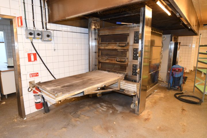 524672-1 bakery oven