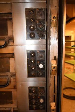 524672-2 bakery oven