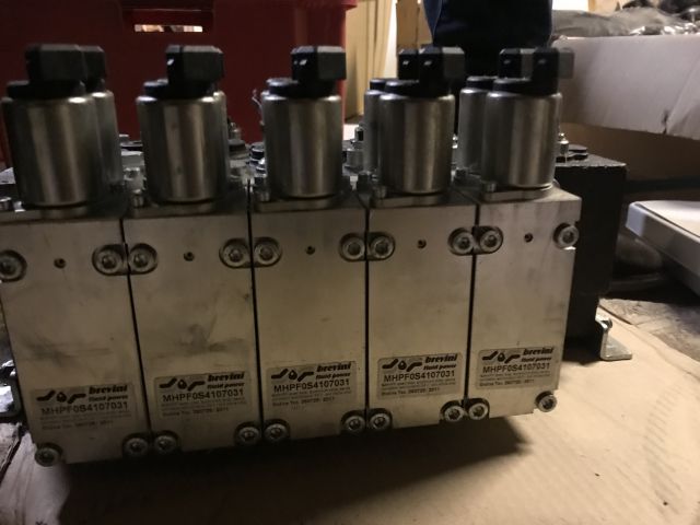 456618-3 Brevini HPV41 Magnetic Valve