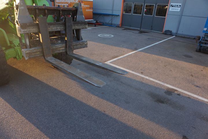 499571-14 Telescopic loader / MERLO