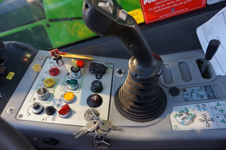 499571-22 Telescopic loader / MERLO