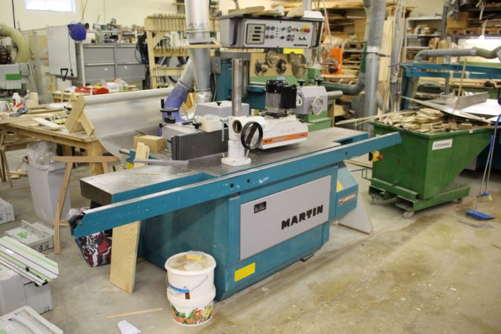 523656-2 Vertikalfräs Martin T26 -2005 med matarverk