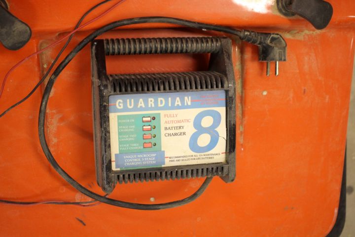 523642-6 Städmaskin IZU MKH/TK500